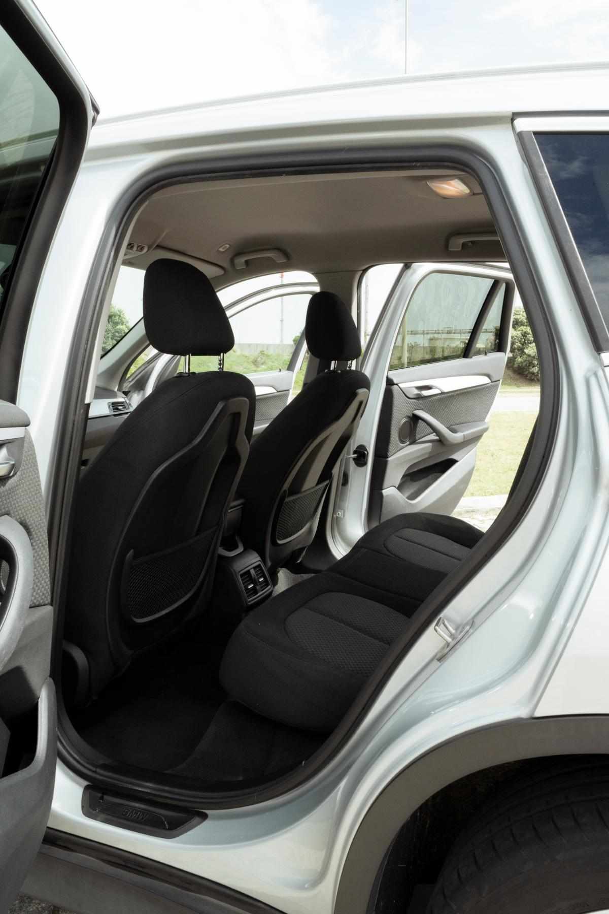 bmw-x1-sdrive16d-2019-diesel-1496cc