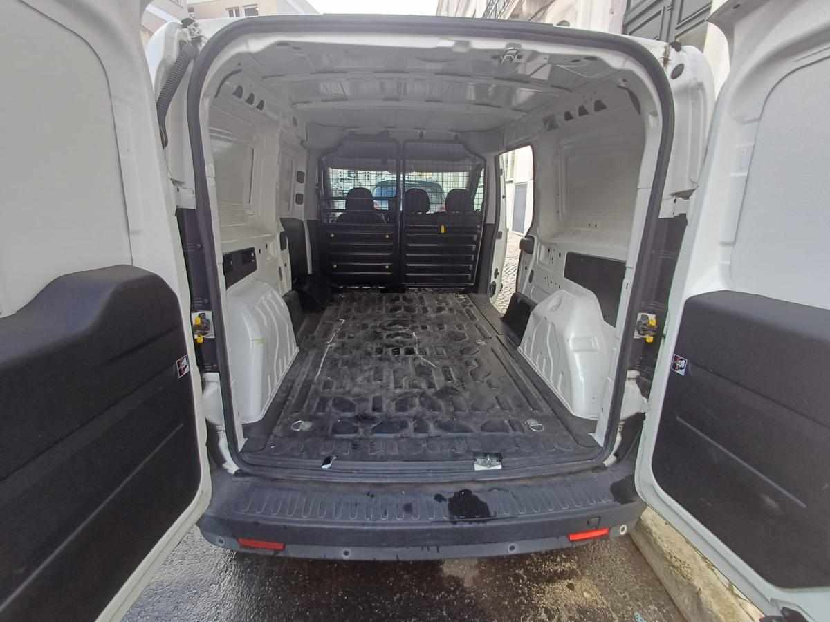 fiat-doblo-1-2-95cv-2016-diesel-1248cc