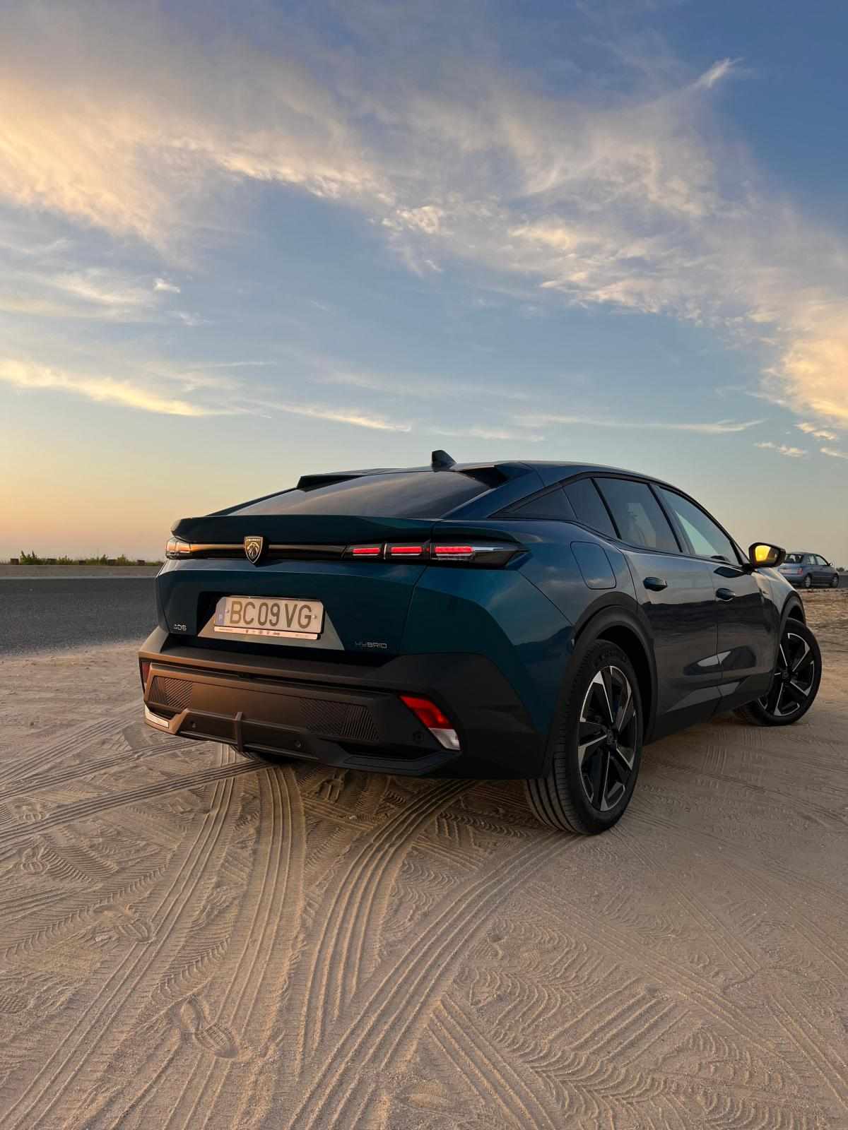 peugeot-408-1-6-hybrid-2023-gasolina-1598cc