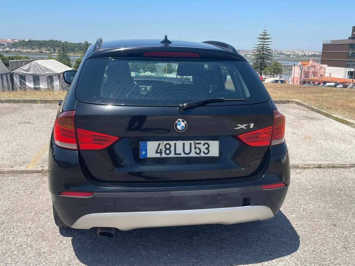 bmw-x1-sdrive20d-2011-diesel-1995cc