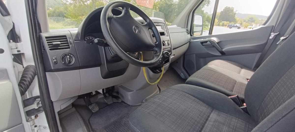 mercedes-benz-sprinter-213-bluetec-2016-diesel-2143cc