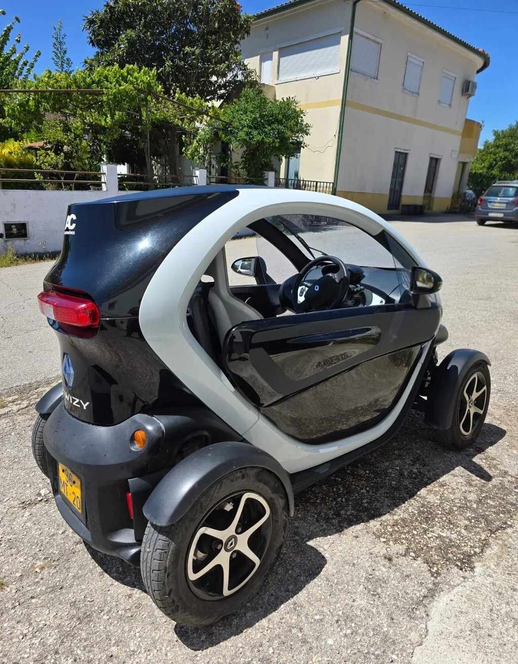 renault-twizy-80-7-kwh-2012-eletrico