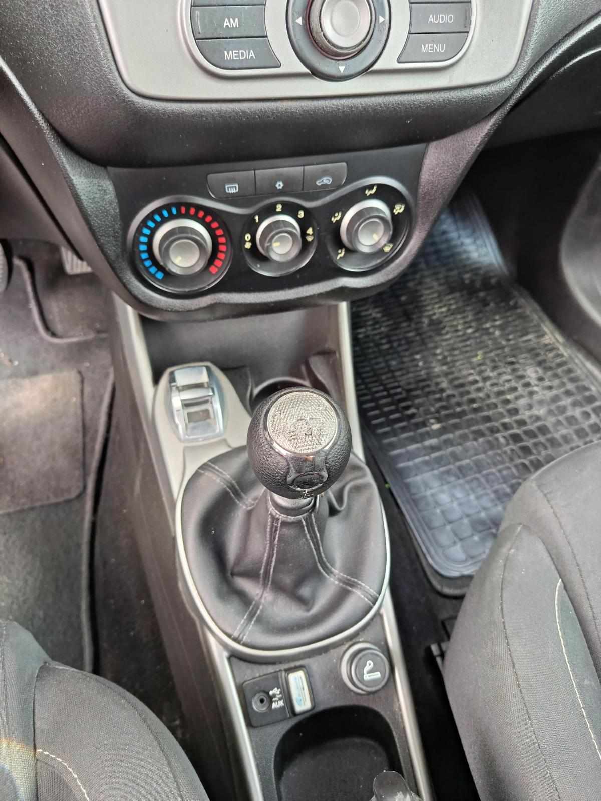 alfa-romeo-mito-0-9-8v-twinair-turbo-2013-gasolina-875cc