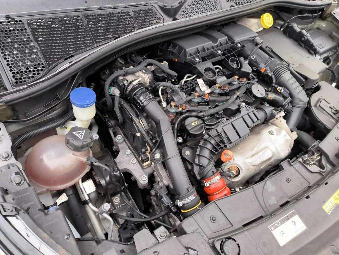 citroen-c4-cactus-1-5-bluehdi-2018-diesel-1499cc