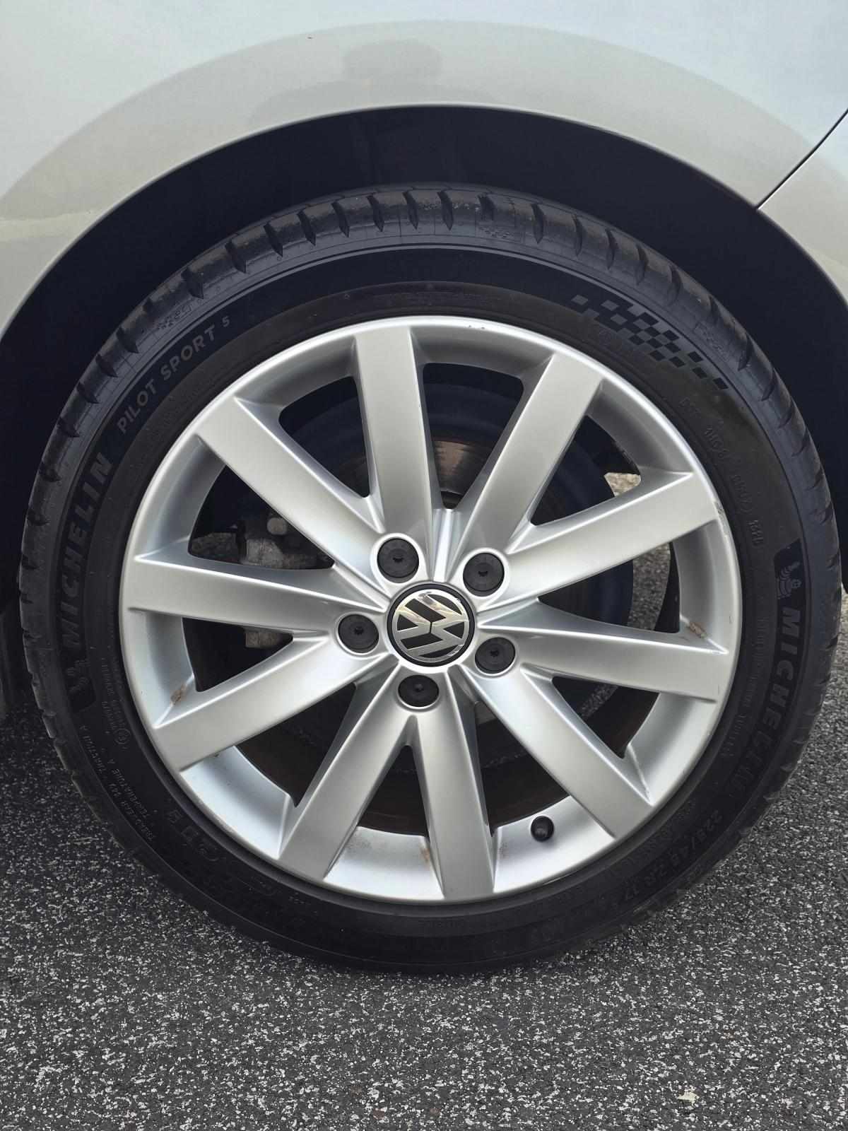 volkswagen-golf-1-6-tdi-4motion-2013-diesel-1598cc
