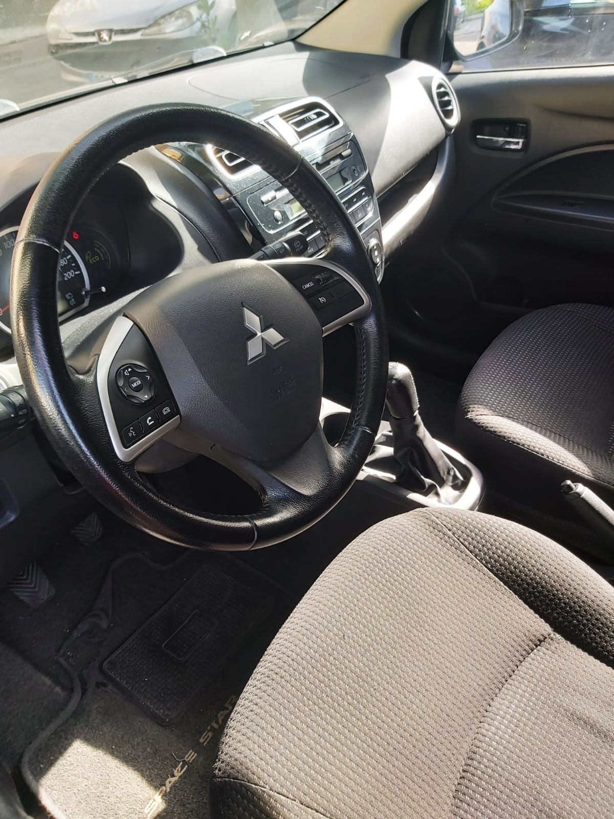 mitsubishi-space-star-1-2-2015-gasolina-1193cc