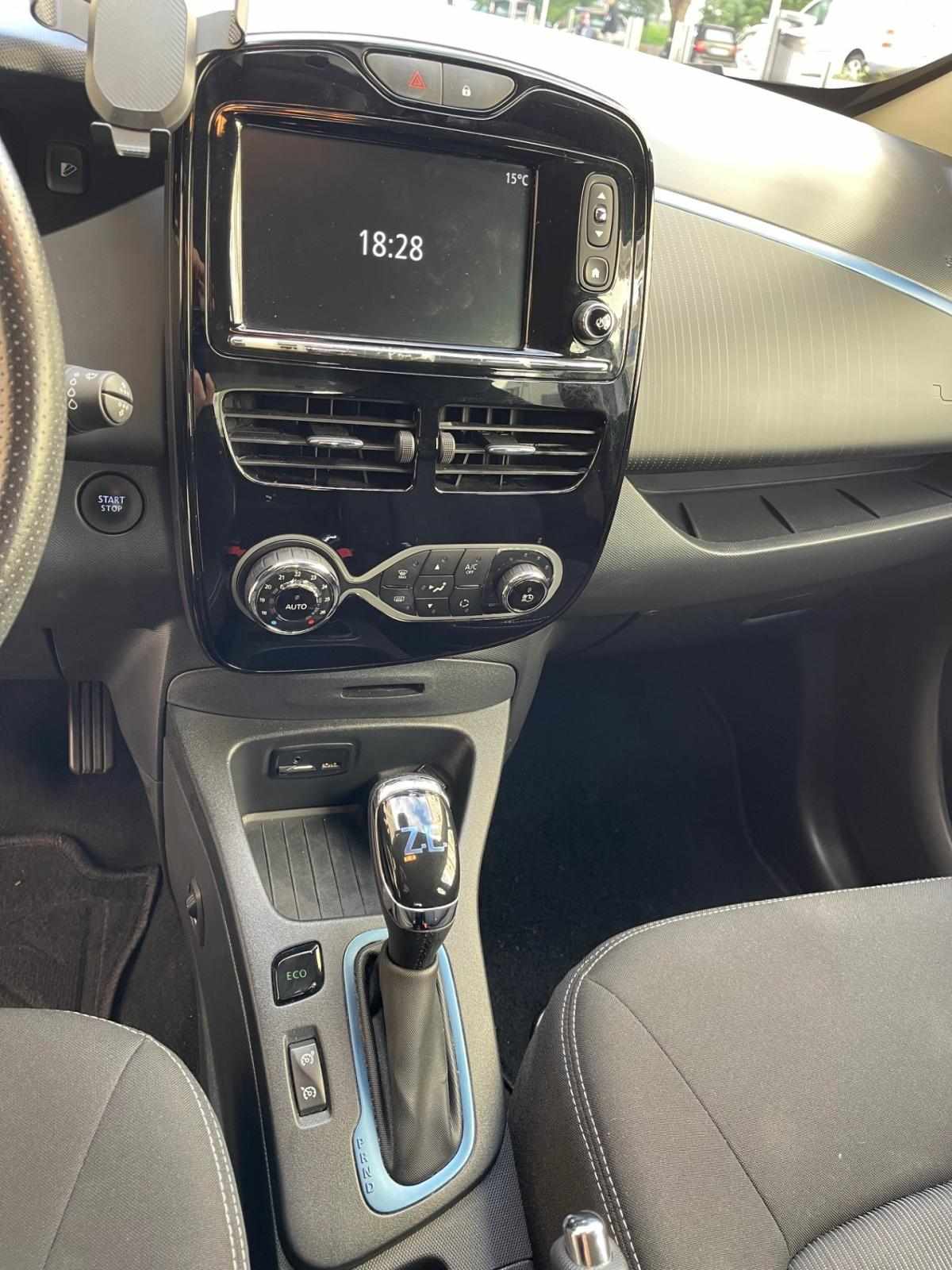 renault-zoe-r110-41-kwh-2020-eletrico