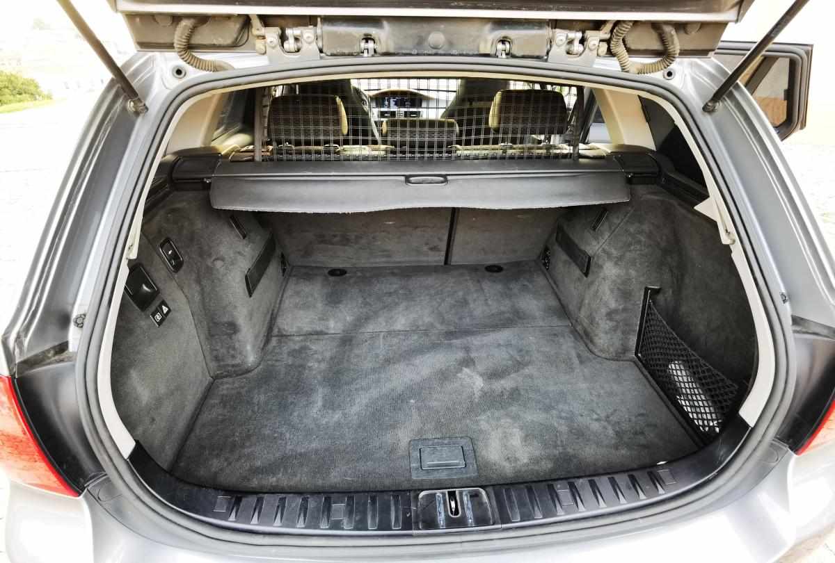 bmw-serie-3-318d-touring-2009-diesel-1995cc