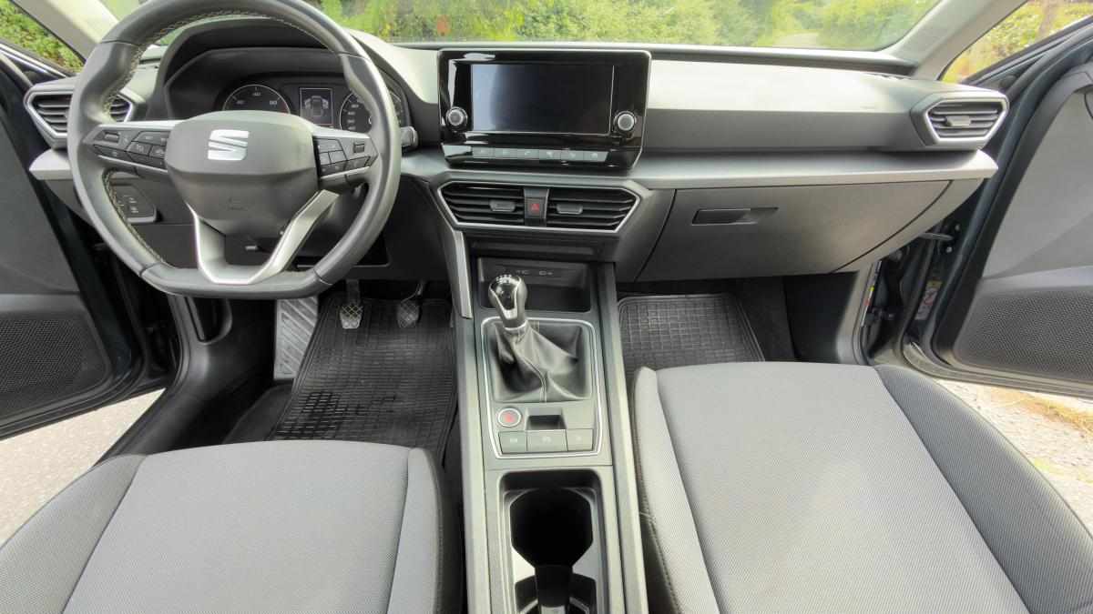 seat-leon-2-0-tdi-2023-diesel-1968cc