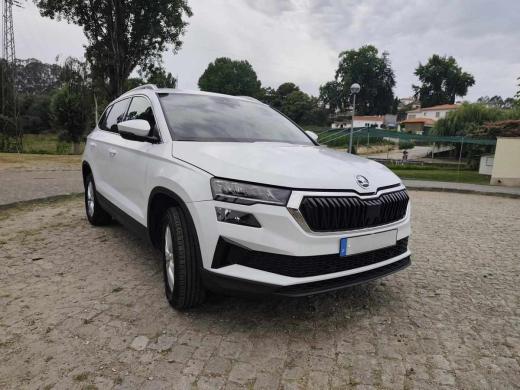 skoda-karoq-1-5-tsi-2023-gasolina-1498cc