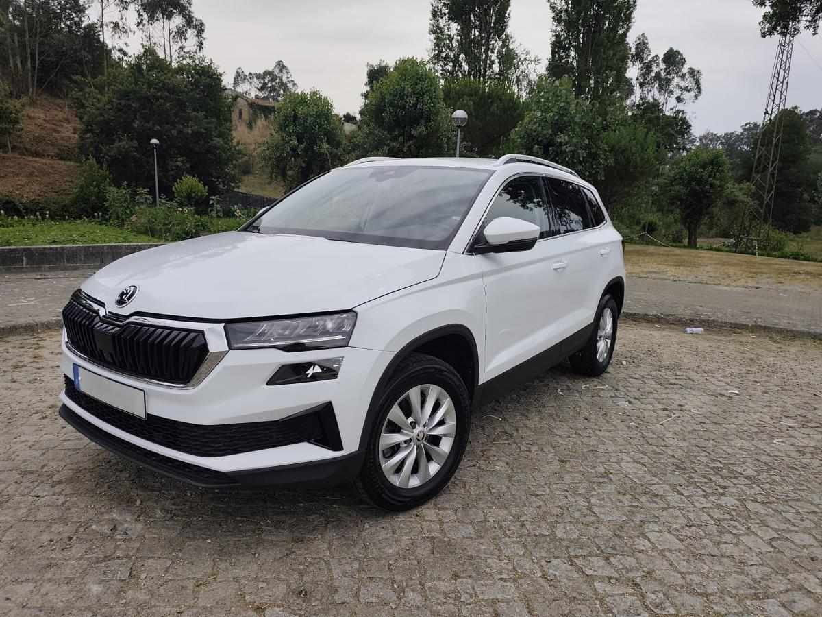 skoda-karoq-1-5-tsi-2023-gasolina-1498cc