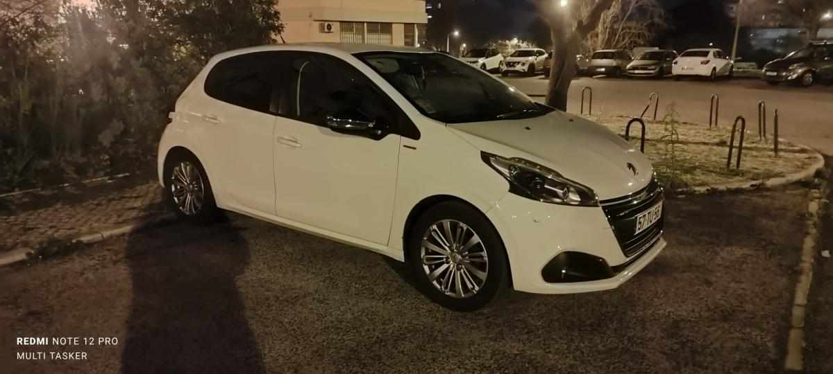 peugeot-208-1-2-vti-2017-gasolina-1199cc