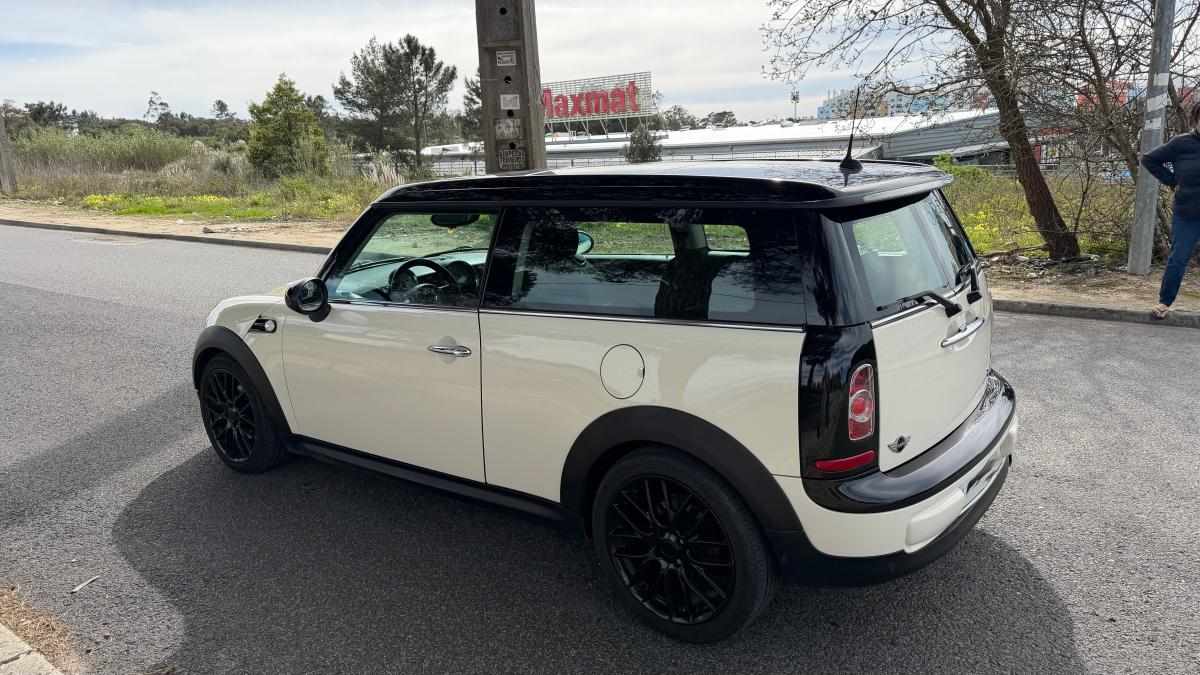 mini-clubman-cooper-d-2011-diesel-1600cc