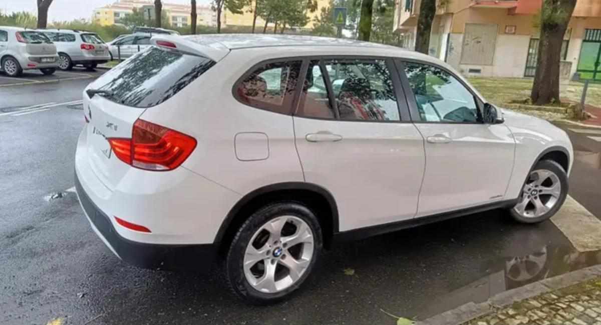 bmw-x1-sdrive18d-2-0-2012-diesel-2000cc