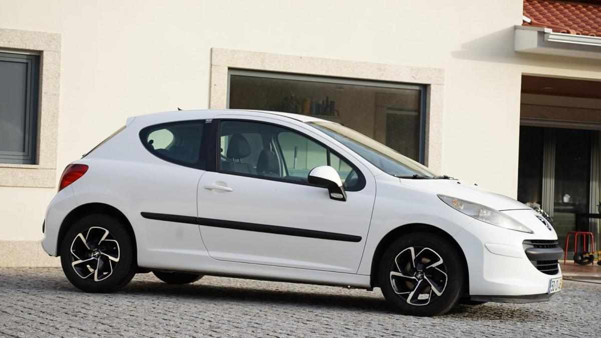 peugeot-207-1-4-hdi-2007-diesel-1398cc