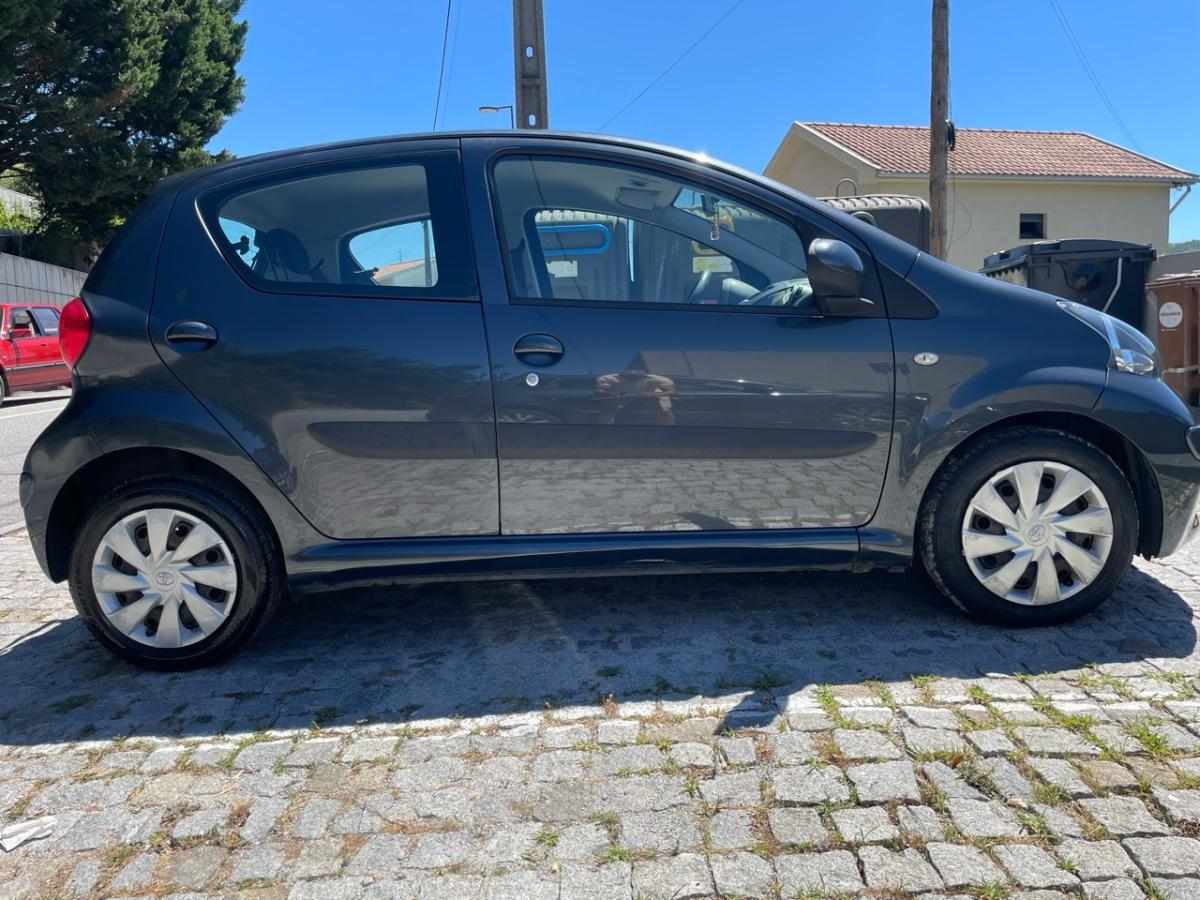 toyota-aygo-1-0-vvt-i-2007-gasolina-998cc