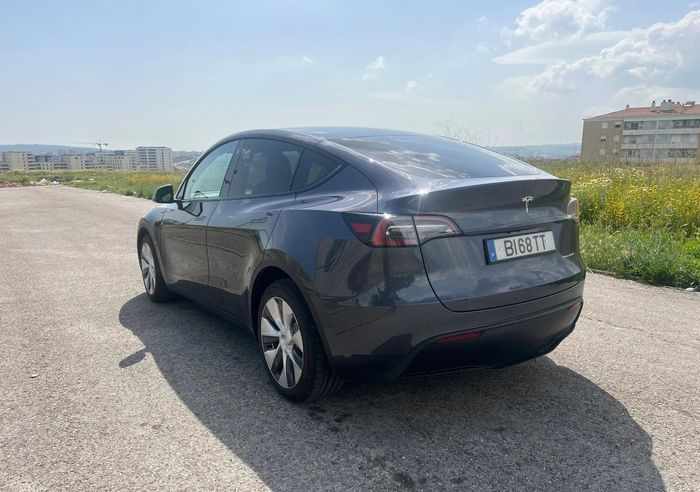 tesla-model-y-long-range-awd-2021-eletrico