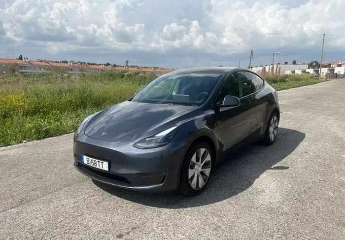 tesla-model-y-long-range-awd-2021-eletrico