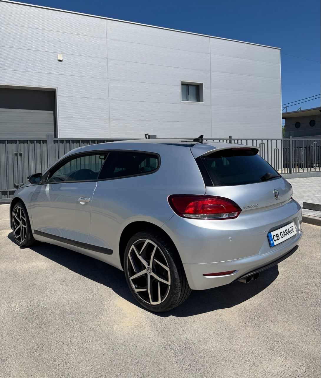 volkswagen-scirocco-2-0-tdi-2013-diesel-1968cc