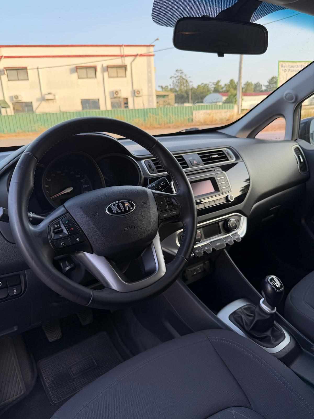 kia-rio-1-1-crdi-2015-diesel-1120cc
