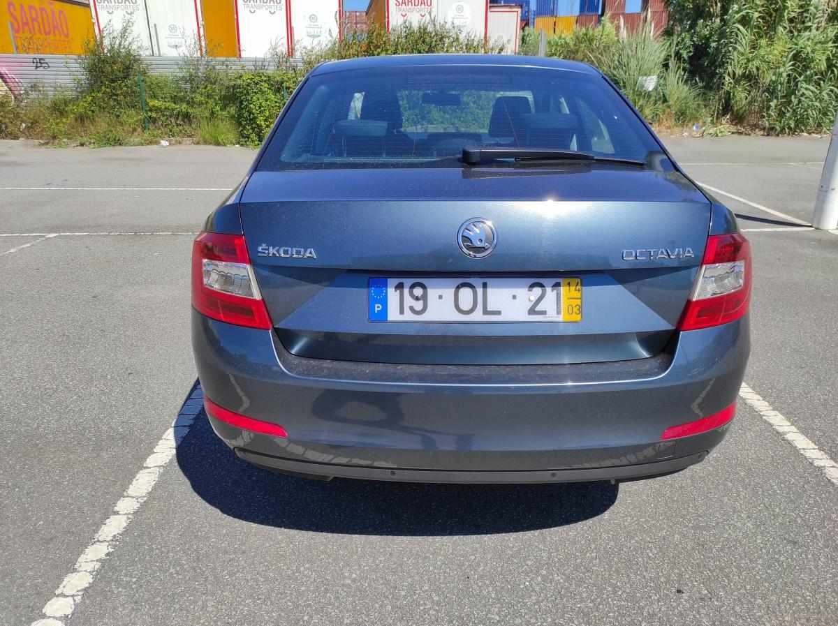 skoda-octavia-1-6-tdi-2014-diesel-1598cc