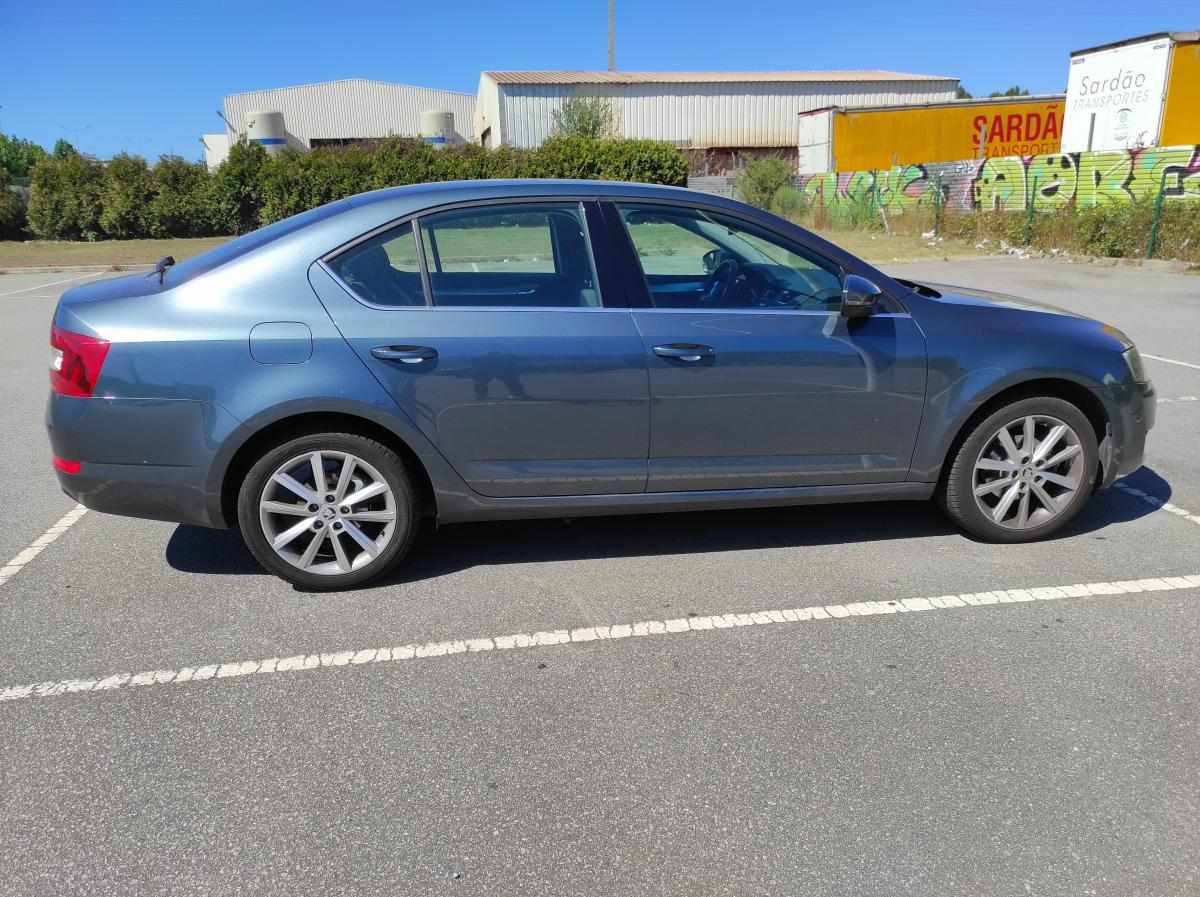skoda-octavia-1-6-tdi-2014-diesel-1598cc