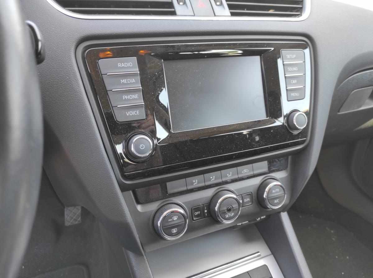 skoda-octavia-1-6-tdi-2014-diesel-1598cc