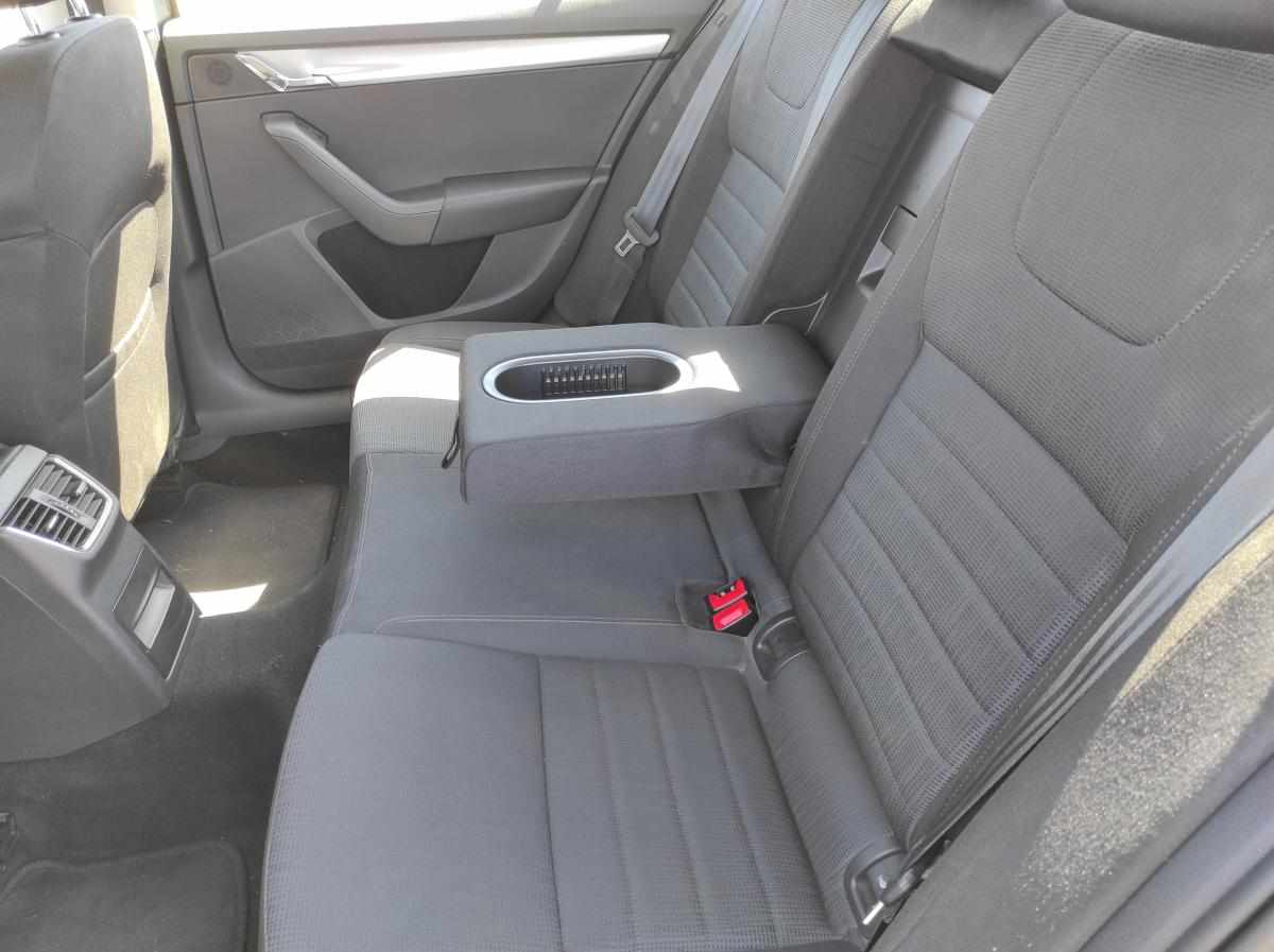 skoda-octavia-1-6-tdi-2014-diesel-1598cc