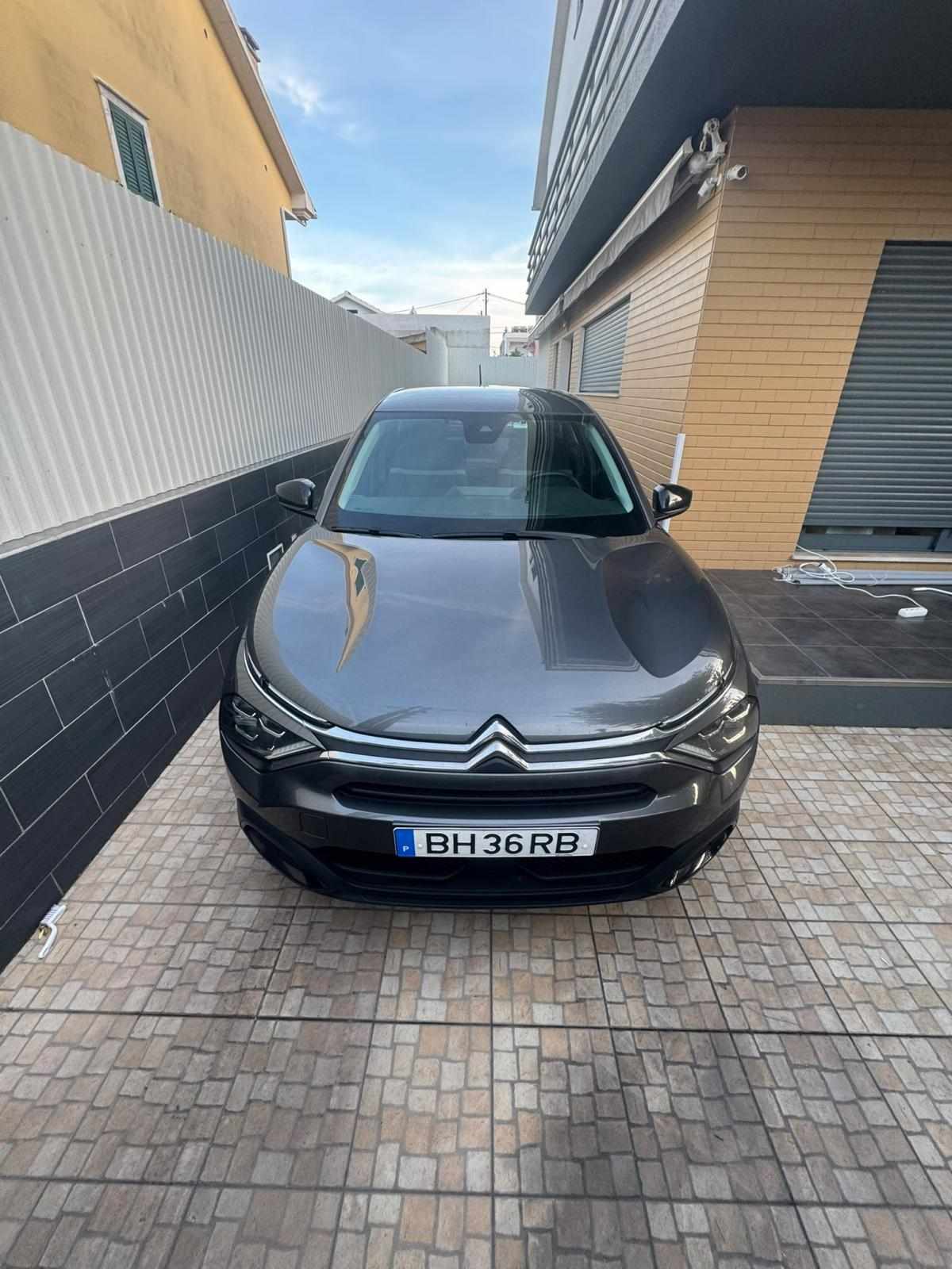 citroen-c4-1-2-puretech-2024-gasolina-1199cc