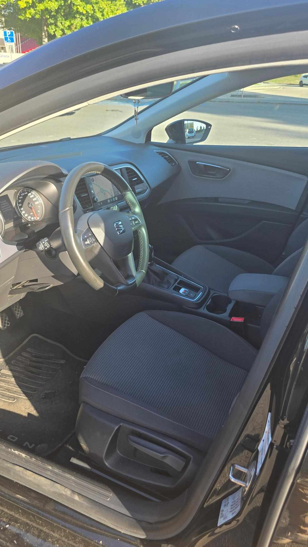 seat-leon-1-6-tdi-2019-diesel-1598cc