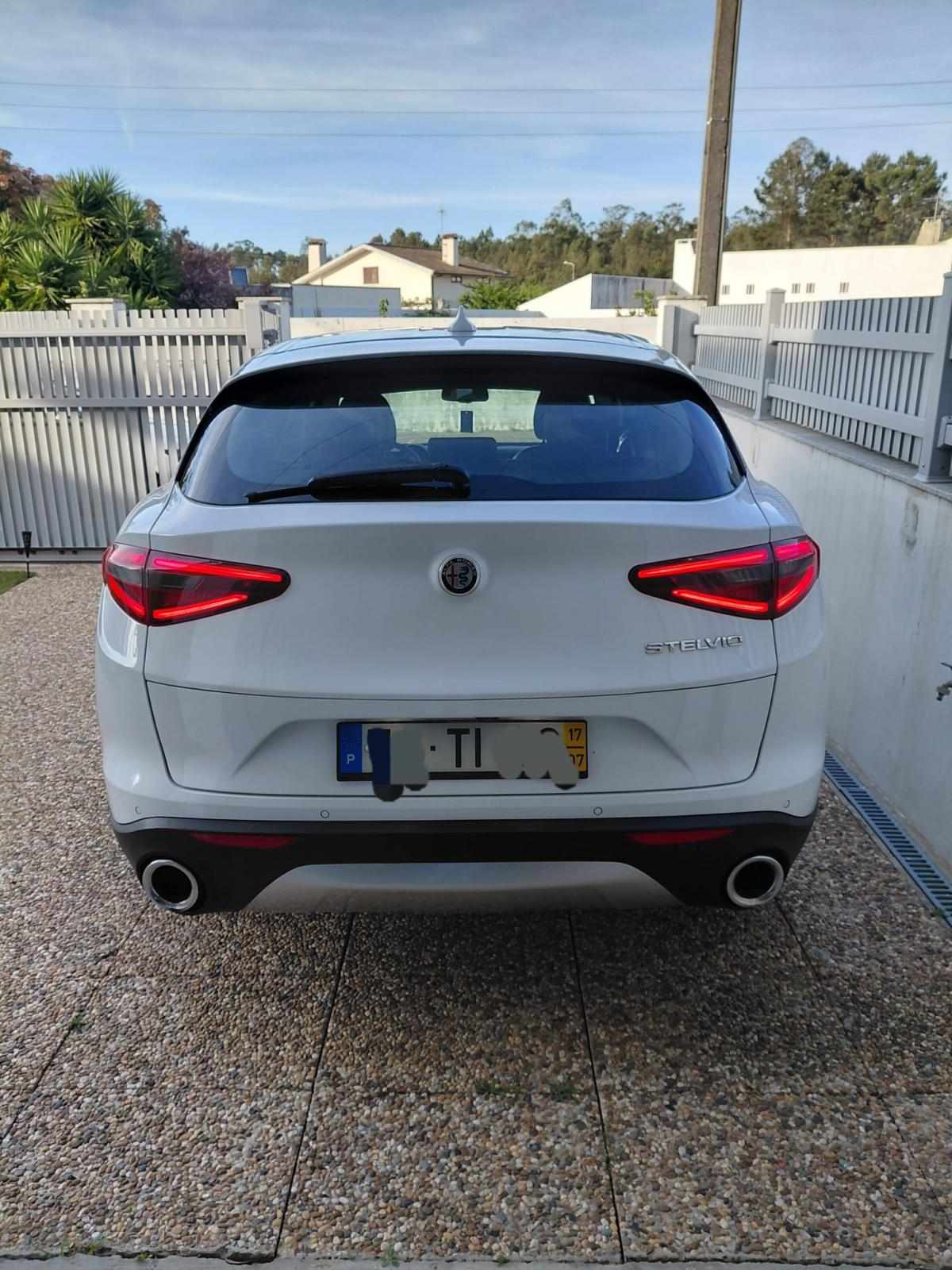 alfa-romeo-stelvio-2-2-jtdm-2017-diesel-2184cc