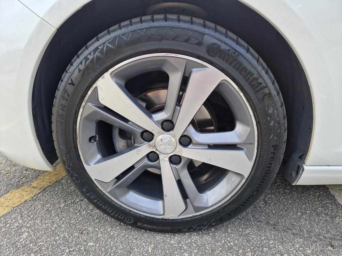 peugeot-308-1-2-e-thp-2018-gasolina-1199cc