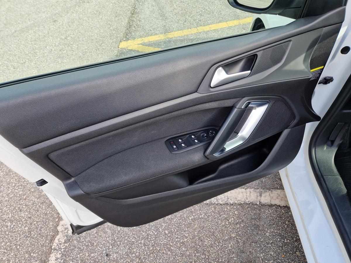 peugeot-308-1-2-e-thp-2018-gasolina-1199cc