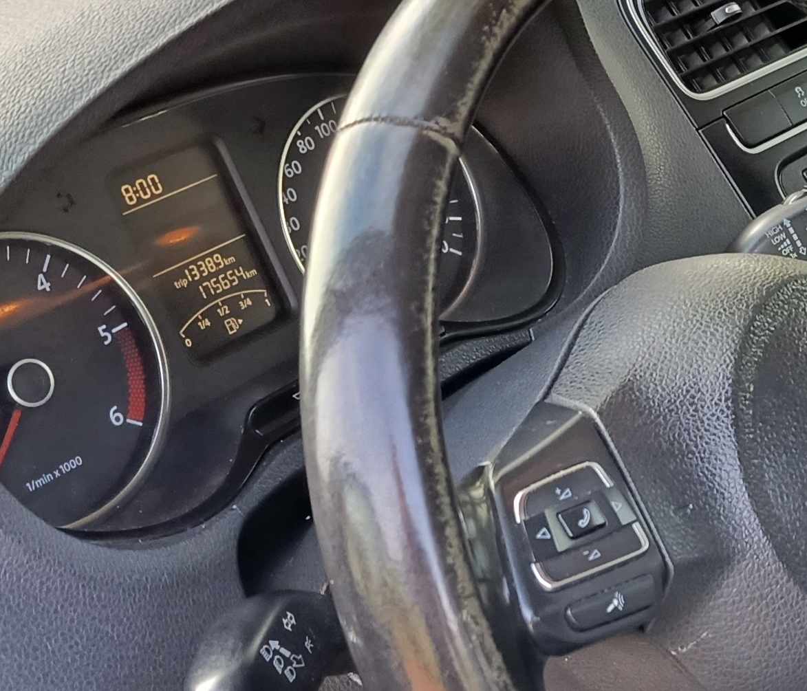 volkswagen-polo-1-6-tdi-2010-diesel-1598cc