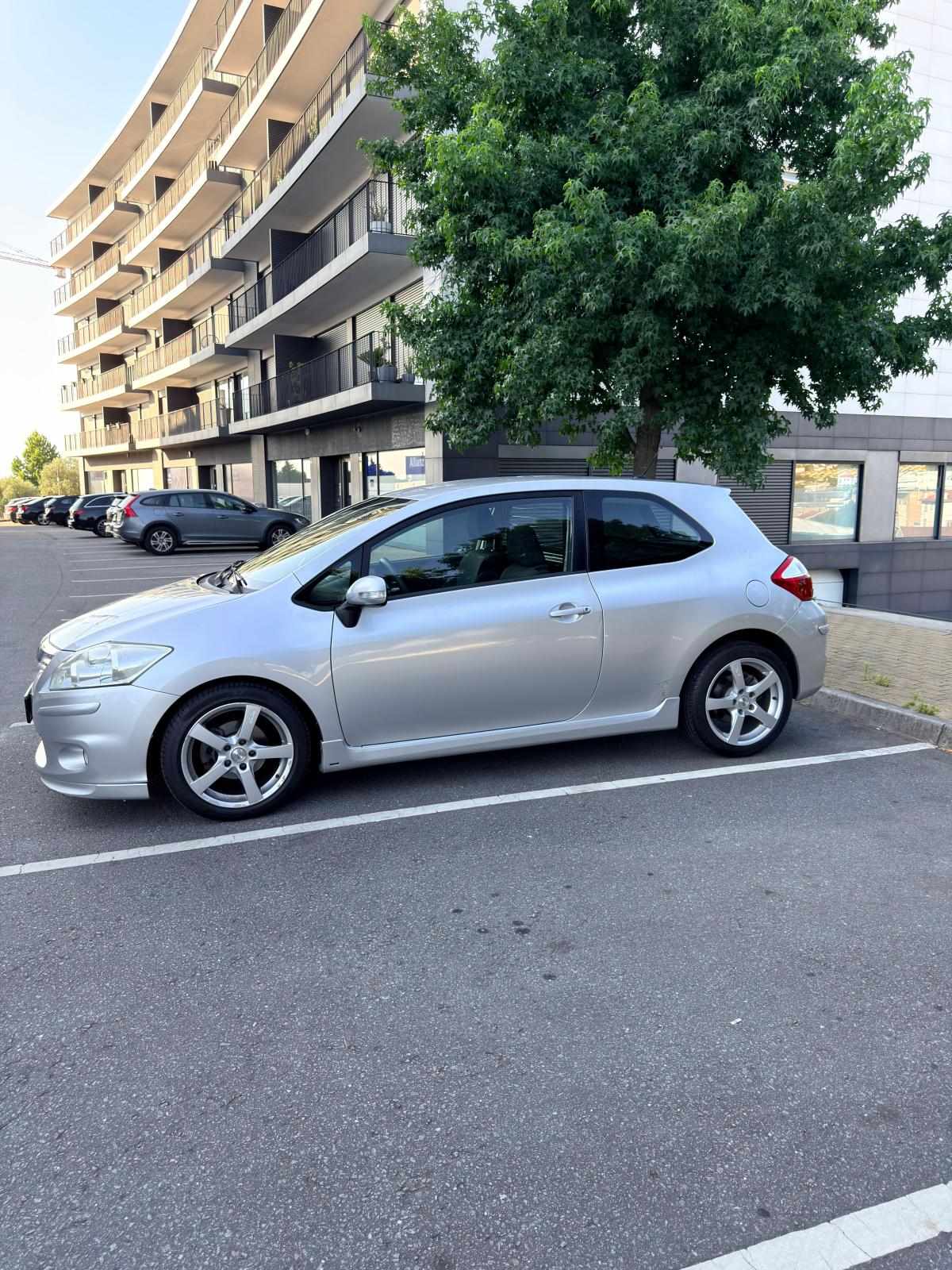 toyota-auris-1-4-d-4d-2010-diesel-1364cc