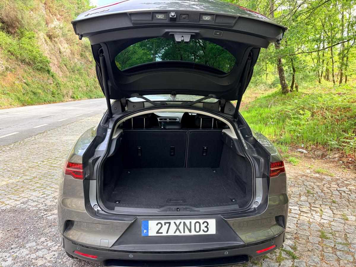 jaguar-i-pace-ev400-awd-2019-eletrico