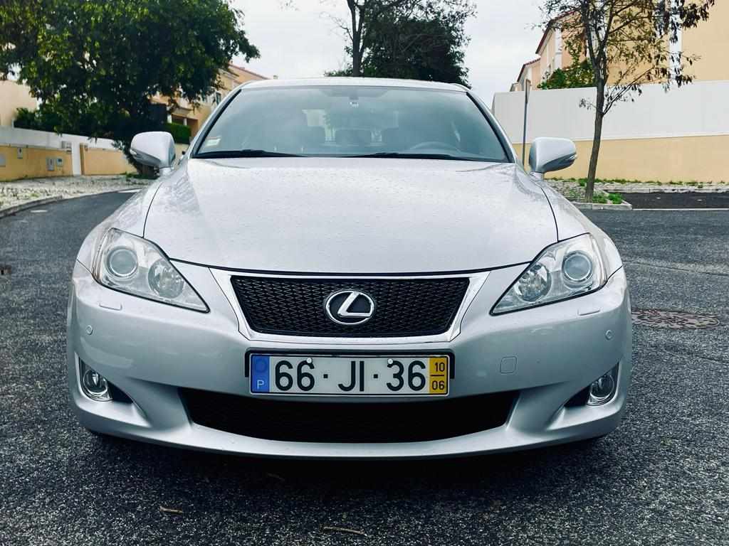lexus-is-220d-2010-diesel-2231cc