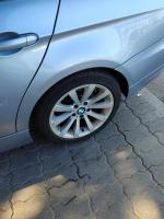 bmw-serie-3-320d-2009-diesel-1995cc