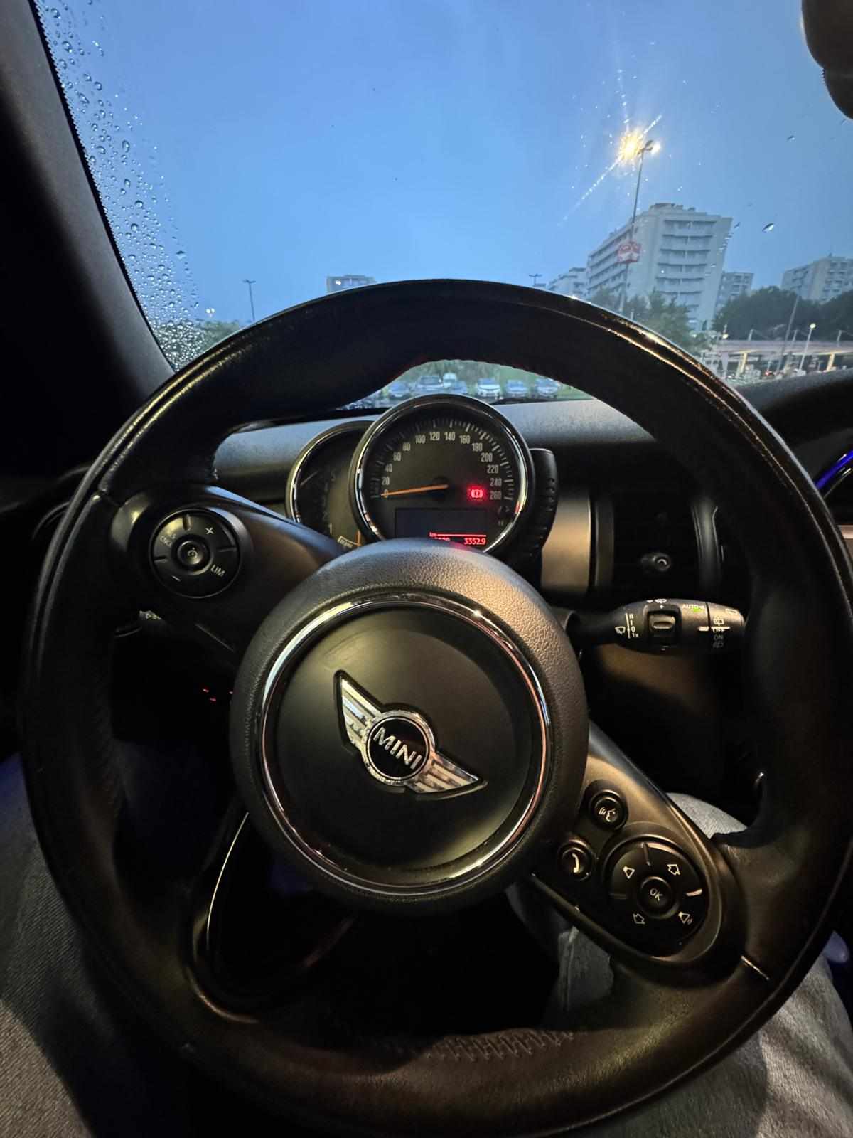 mini-hatch-d-1-5-2016-diesel-1496cc