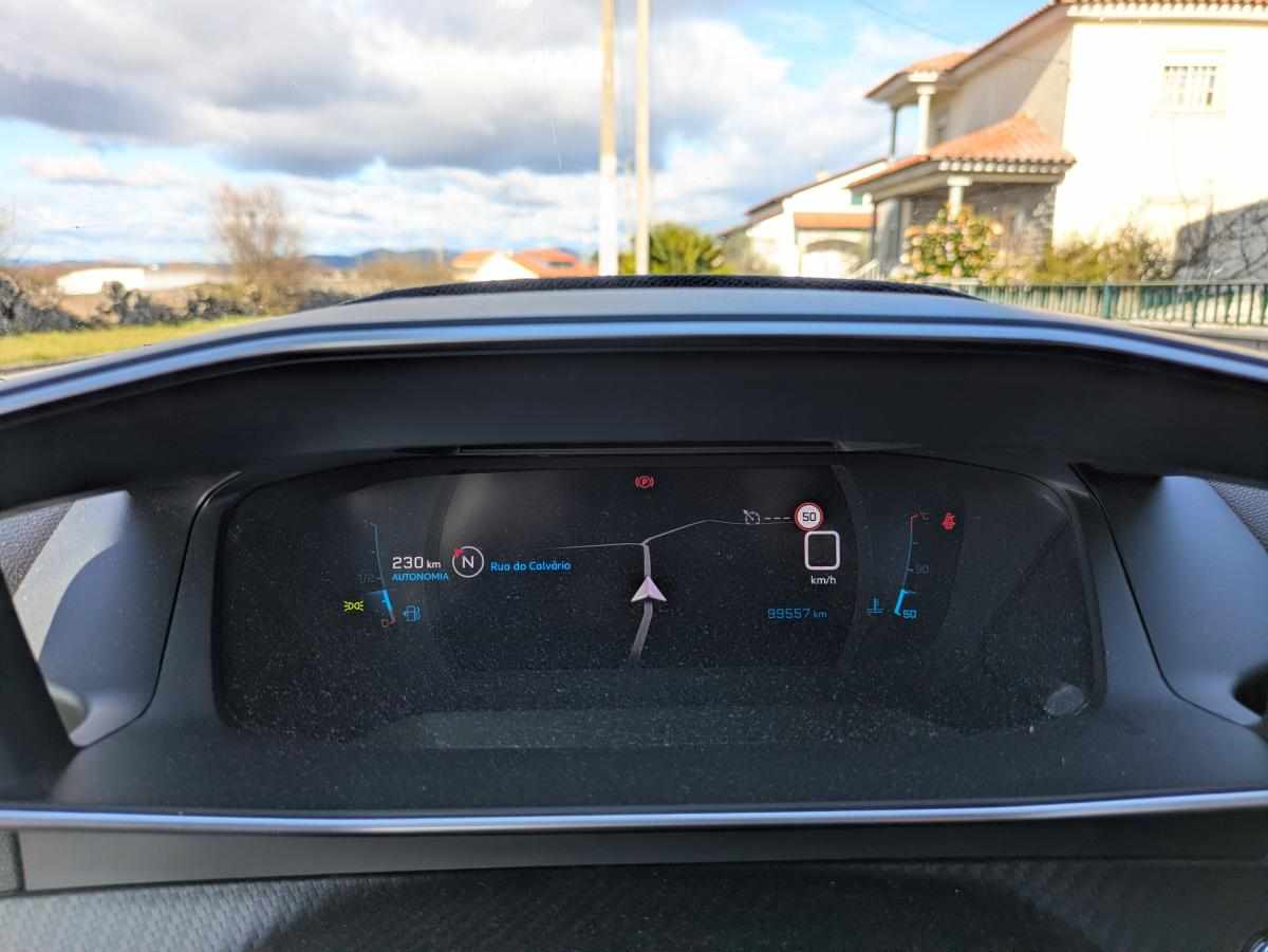 peugeot-2008-1-2-puretech-2022-gasolina-1199cc