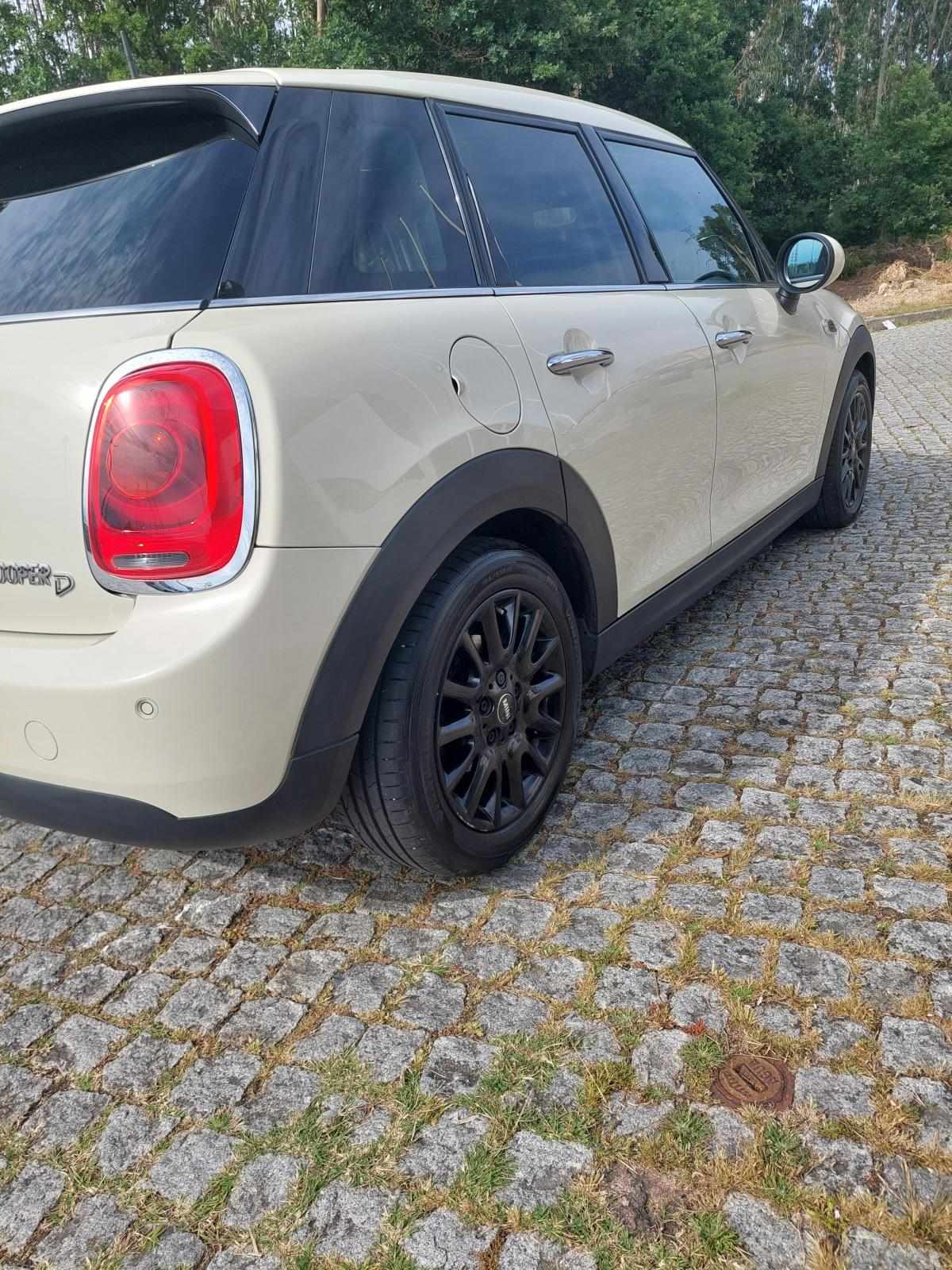mini-hatch-d-1-5-2015-diesel-1496cc