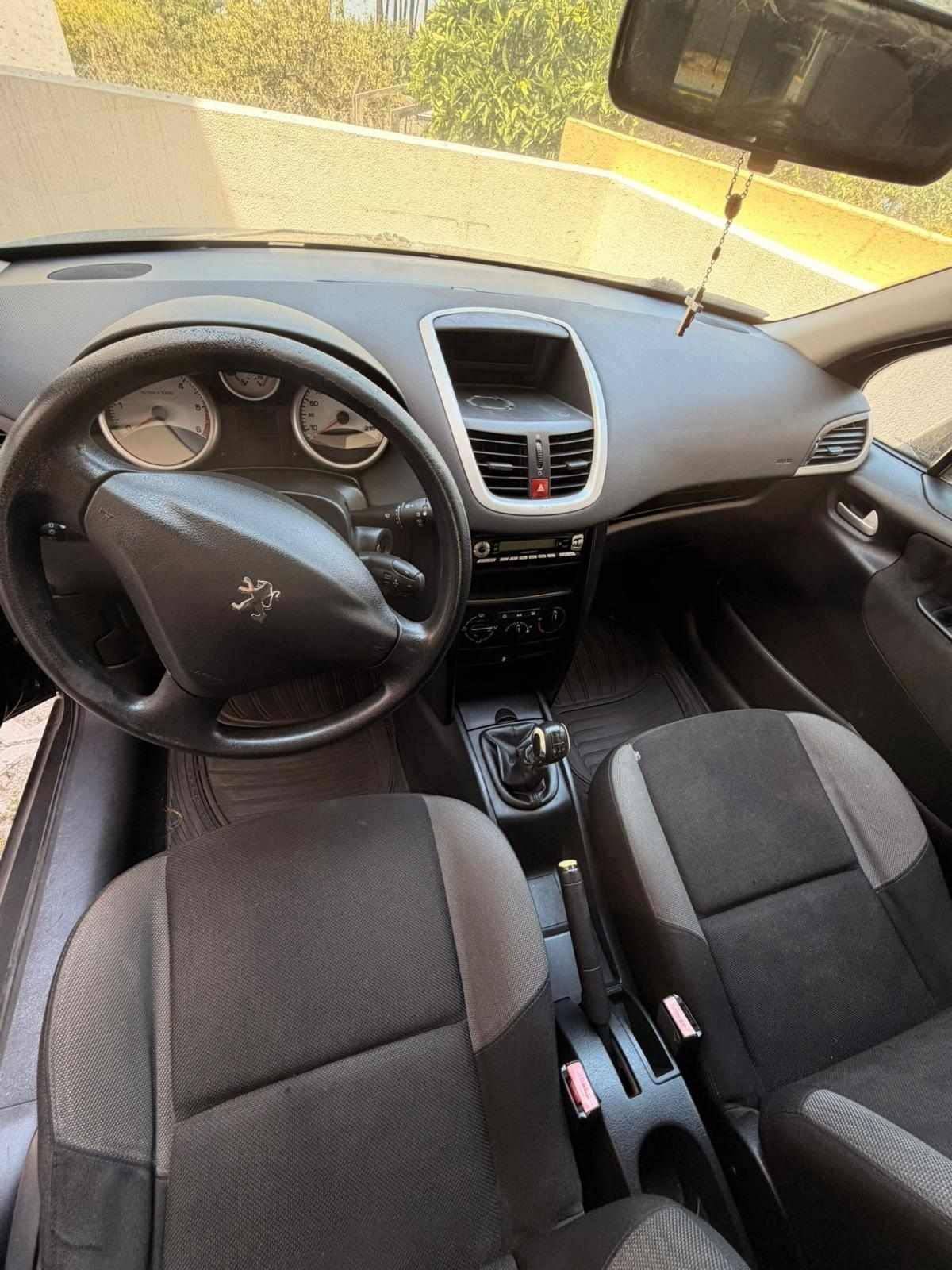 peugeot-207-1-4-hdi-2008-diesel-1398cc