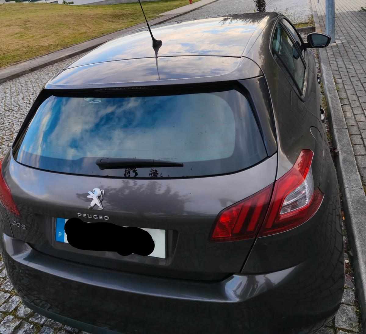 peugeot-308-1-6-hdi-fap-2014-diesel-1560cc
