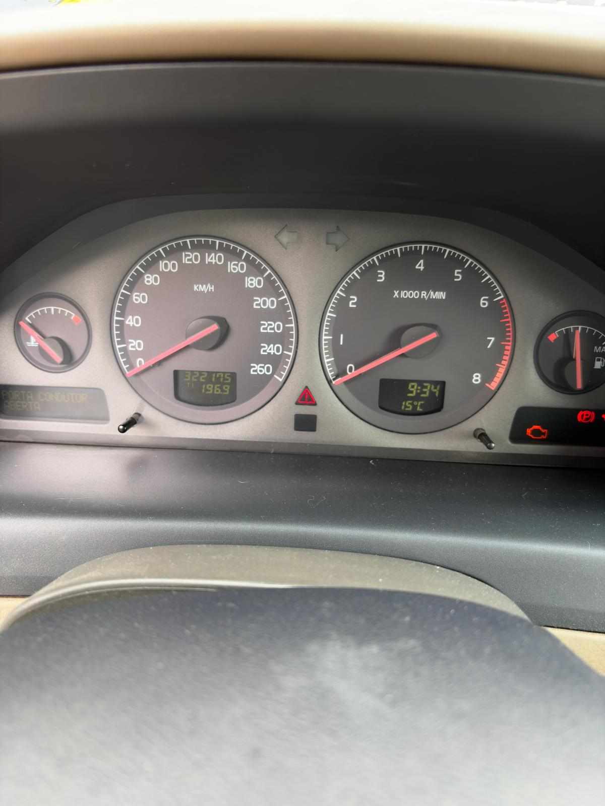 volvo-v70-2-3-t5-2001-gasolina-2319cc