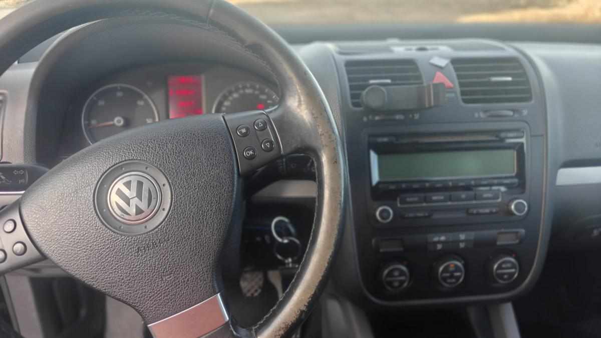 volkswagen-golf-1-9-tdi-2009-diesel-1896cc