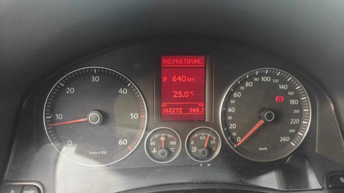 volkswagen-golf-1-9-tdi-2009-diesel-1896cc