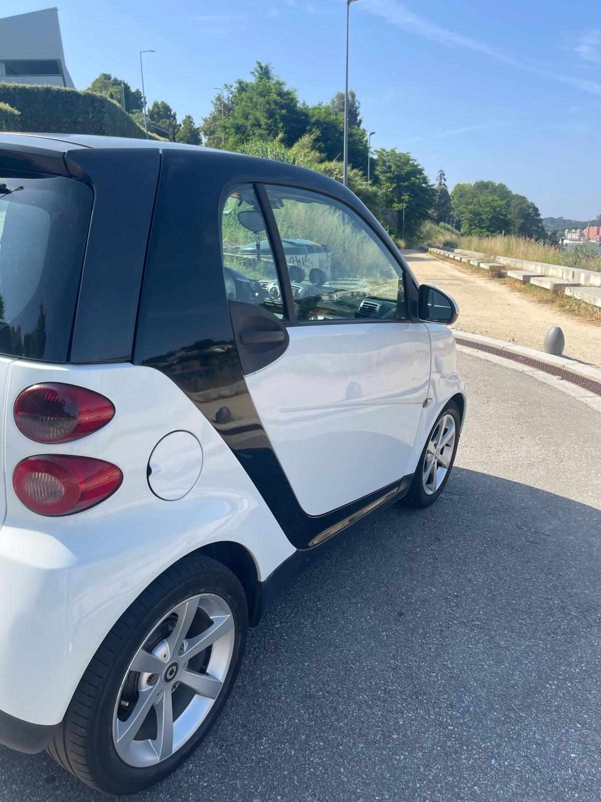 smart-fortwo-0-8-cdi-2010-diesel-799cc
