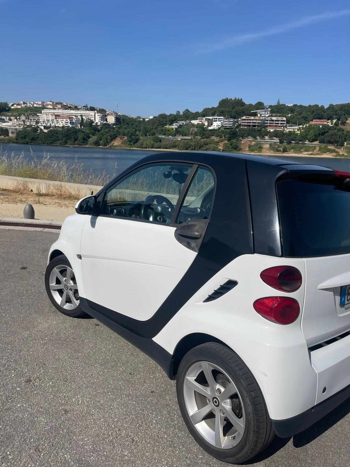 smart-fortwo-0-8-cdi-2010-diesel-799cc