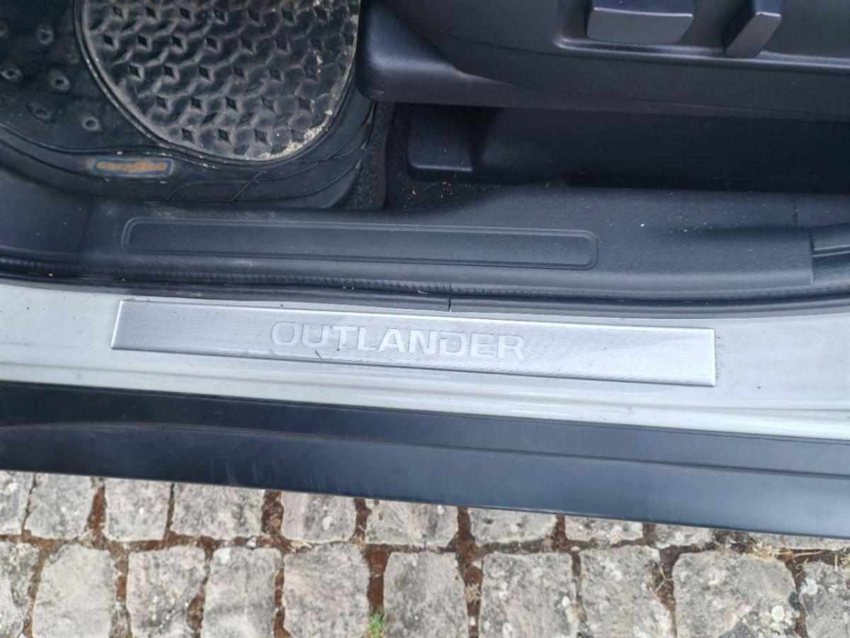 mitsubishi-outlander-2-3-150cv-2017-diesel-2268cc