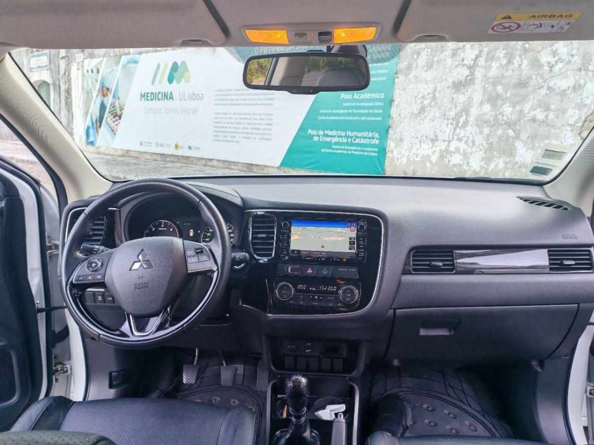 mitsubishi-outlander-2-3-150cv-2017-diesel-2268cc